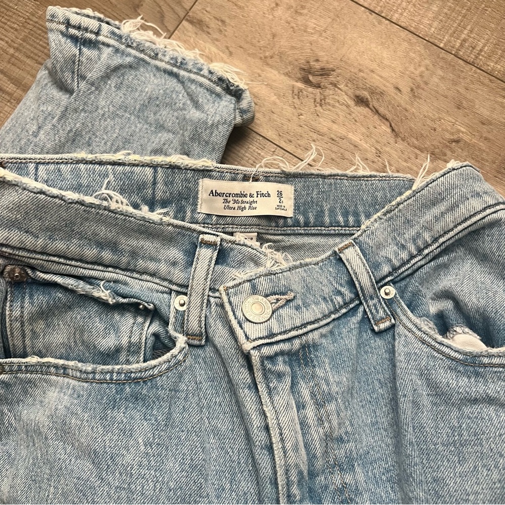 Abercrombie curve love jeans - Picture 4 of 9
